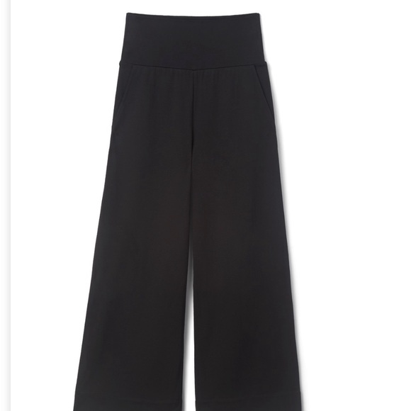 CAbi Pants - Cabi Chance Crops